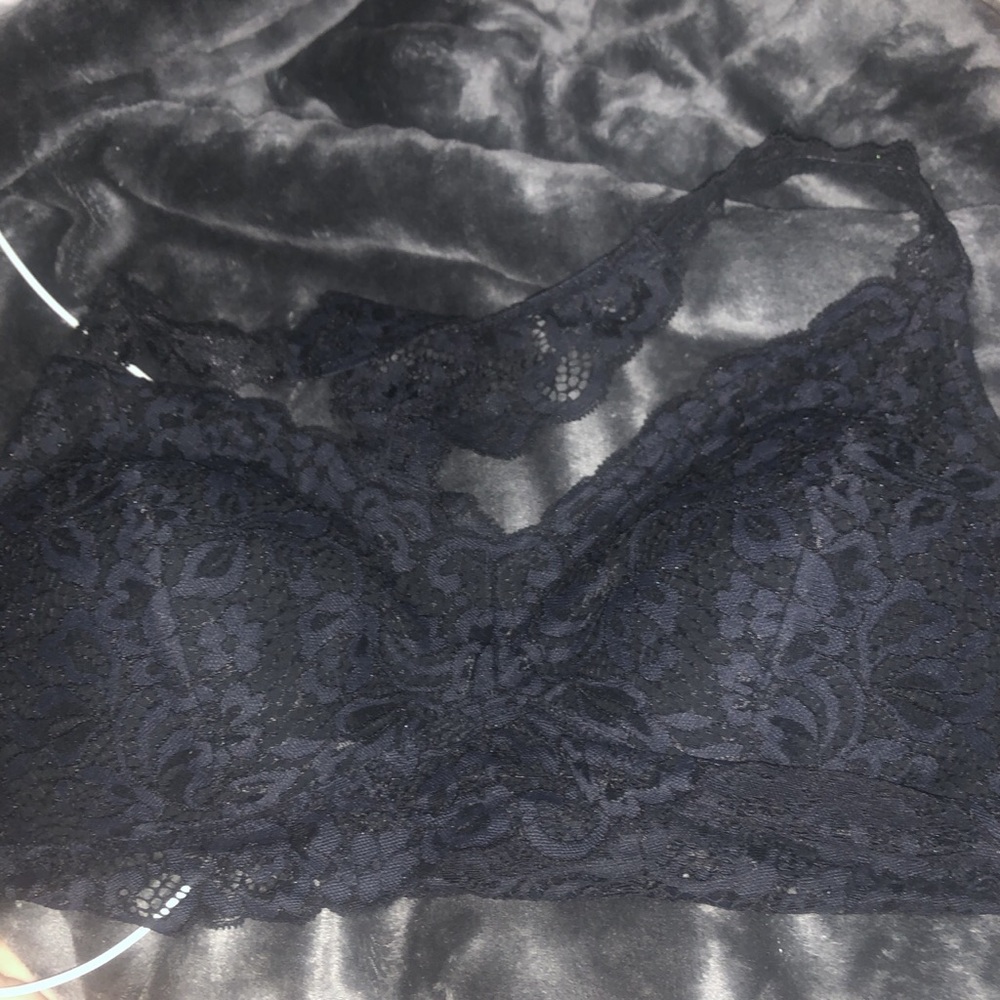 black bralette